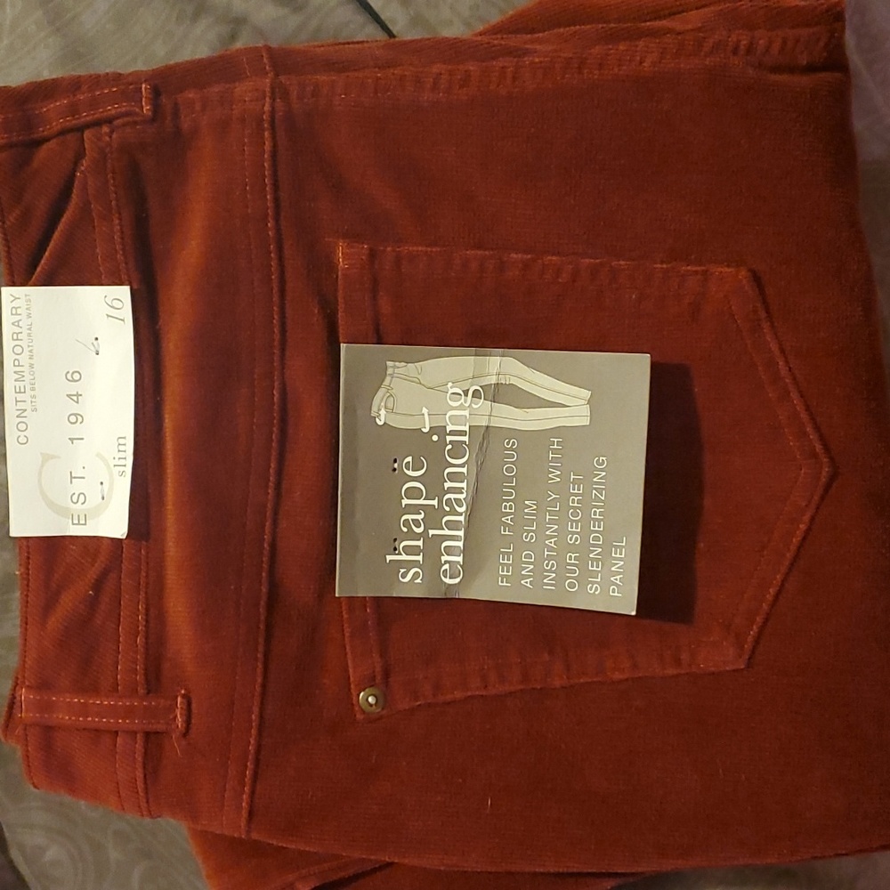 NWT slim Cords